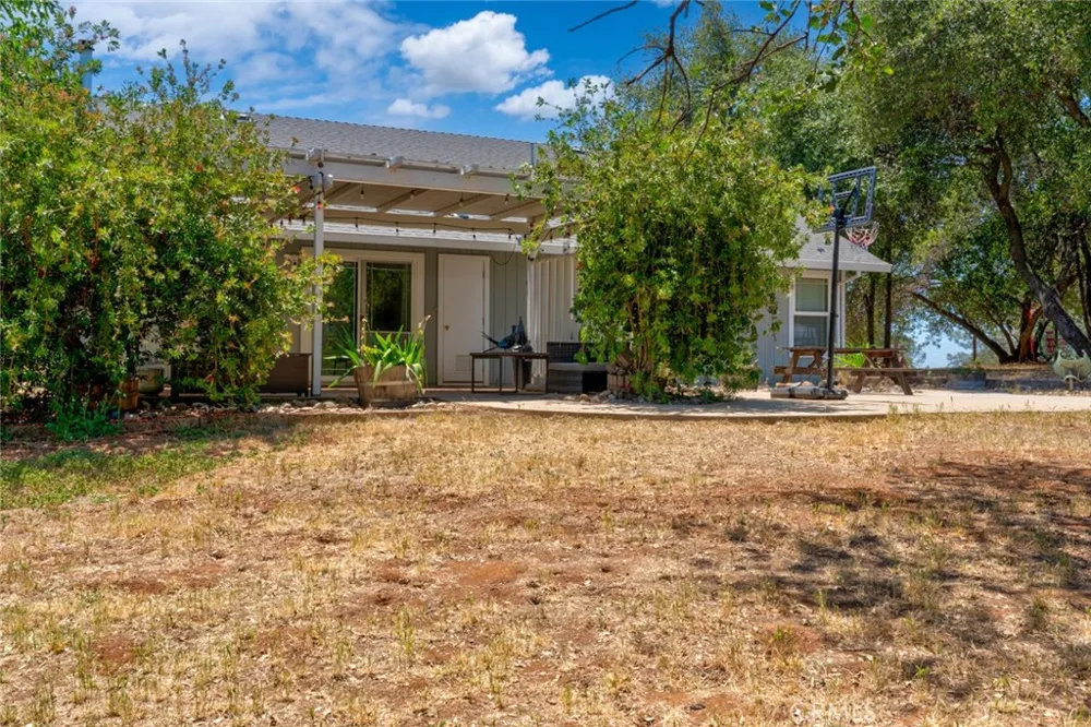 3363 Maravilla Coulterville, CA 95311