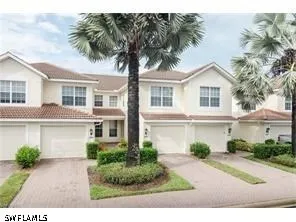 Henley Street #1204