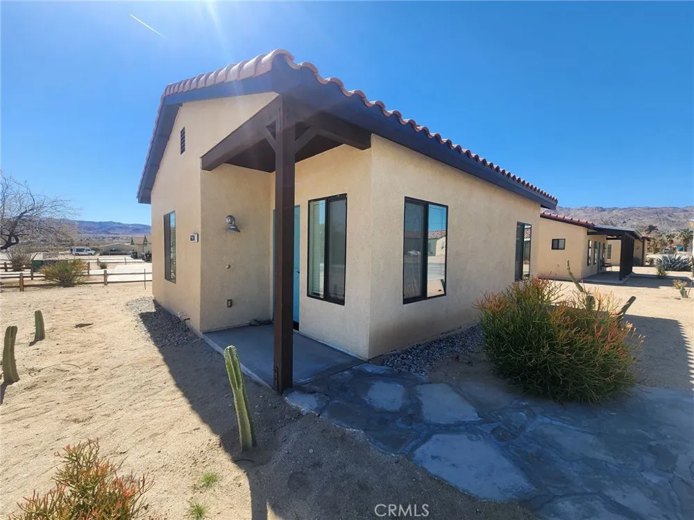 6638 Maricopa Drive #1 29 Palms, CA 92277