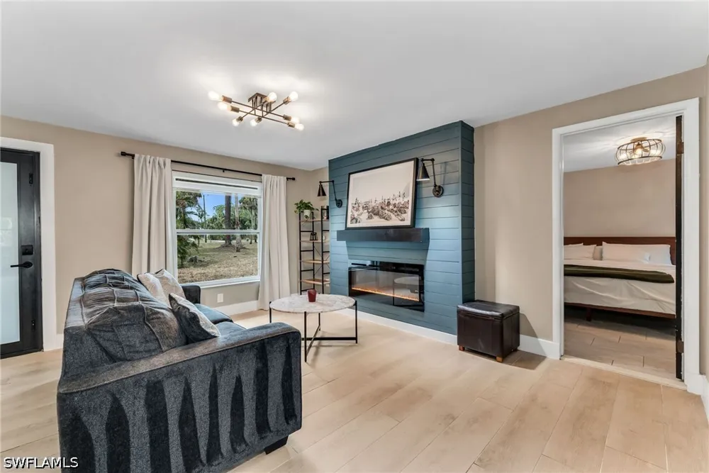 23rd Street SW Naples, FL 34117