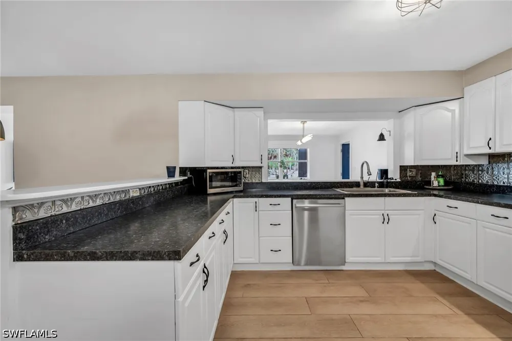 23rd Street SW Naples, FL 34117