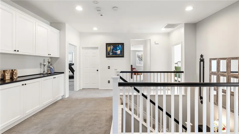 22238 Evening Star Court Saugus, CA 91390