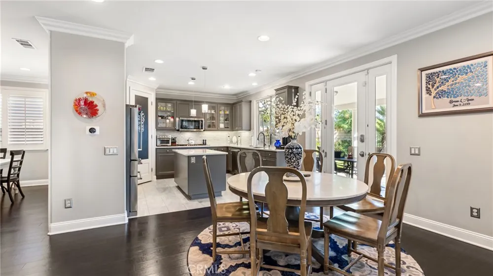 22238 Evening Star Court Saugus, CA 91390
