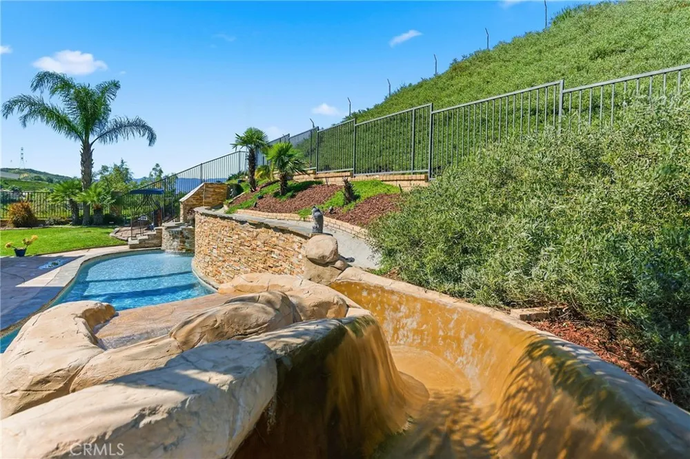 22238 Evening Star Court Saugus, CA 91390