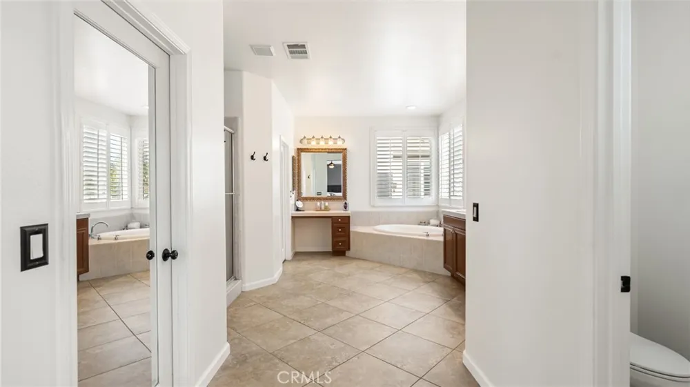 22238 Evening Star Court Saugus, CA 91390
