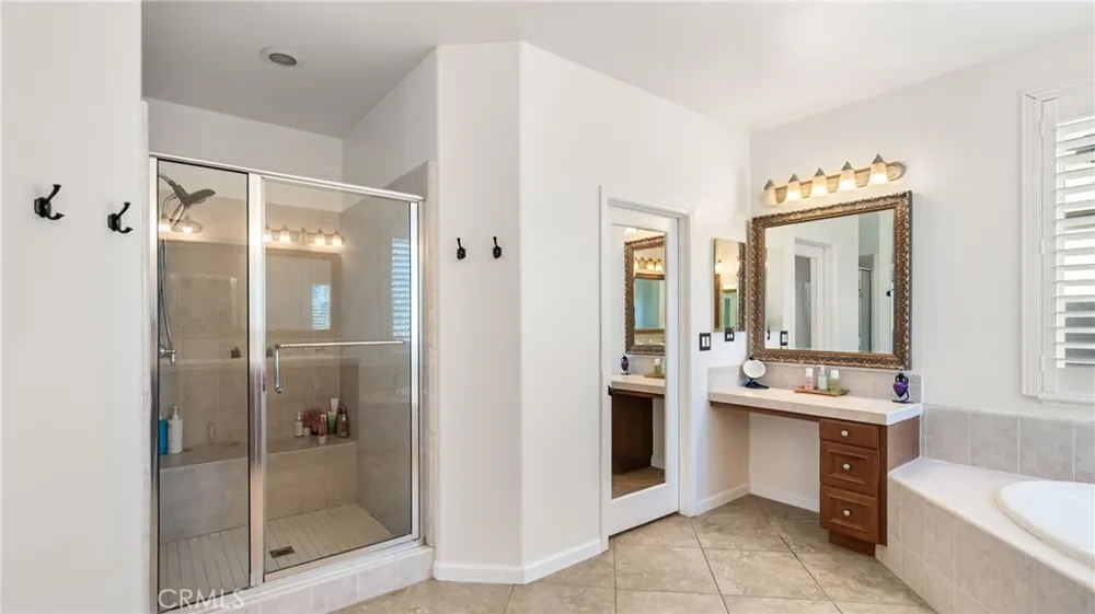 22238 Evening Star Court Saugus, CA 91390