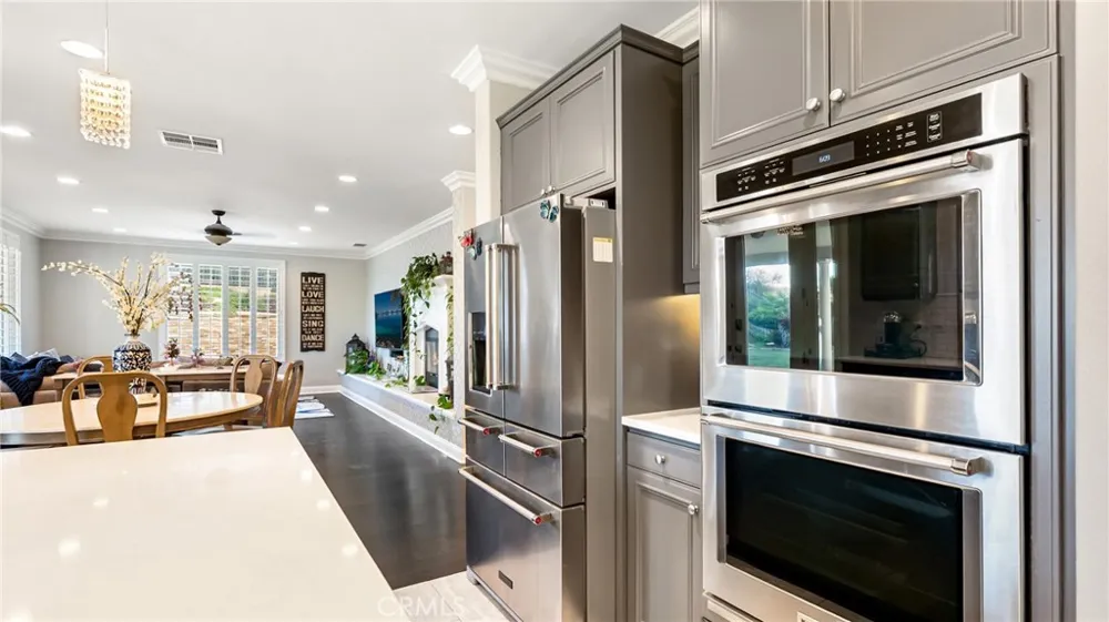 22238 Evening Star Court Saugus, CA 91390