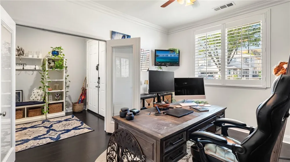 22238 Evening Star Court Saugus, CA 91390