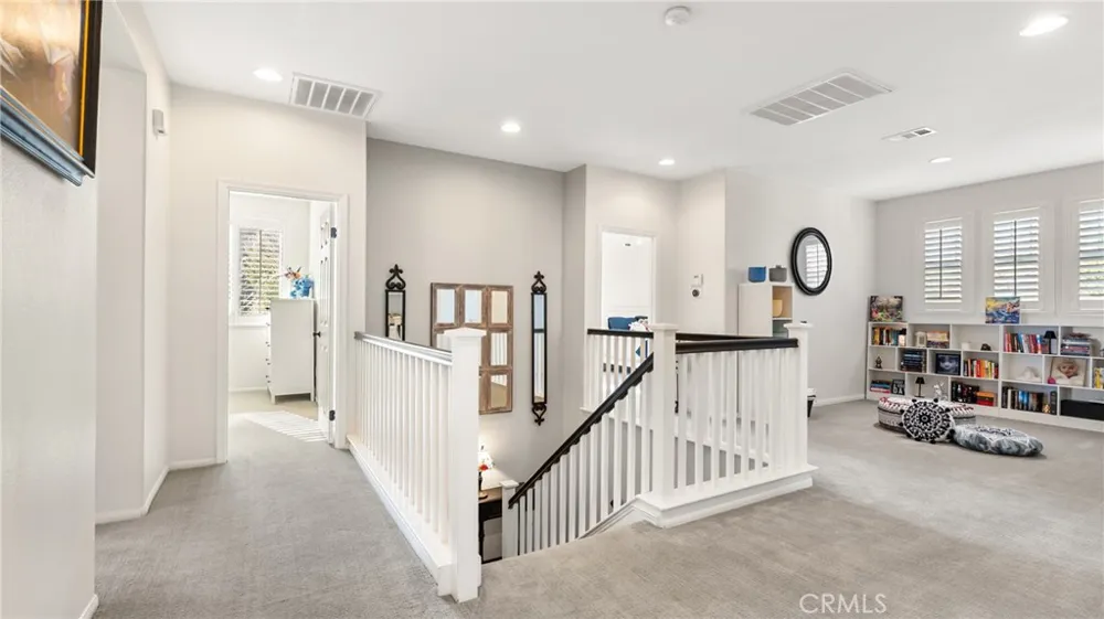 22238 Evening Star Court Saugus, CA 91390