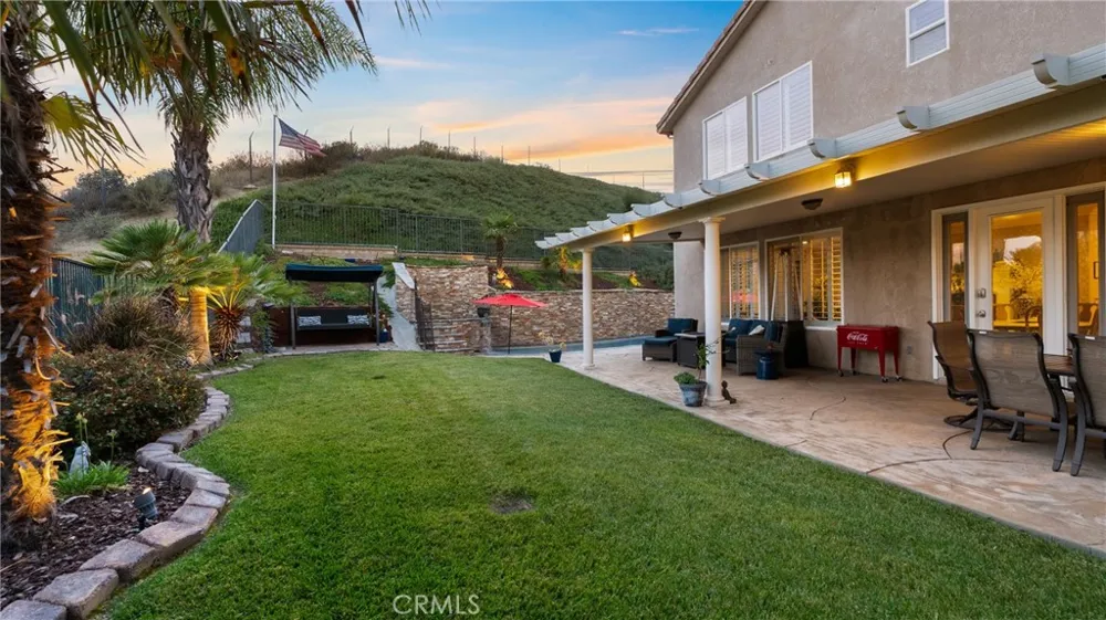 22238 Evening Star Court Saugus, CA 91390