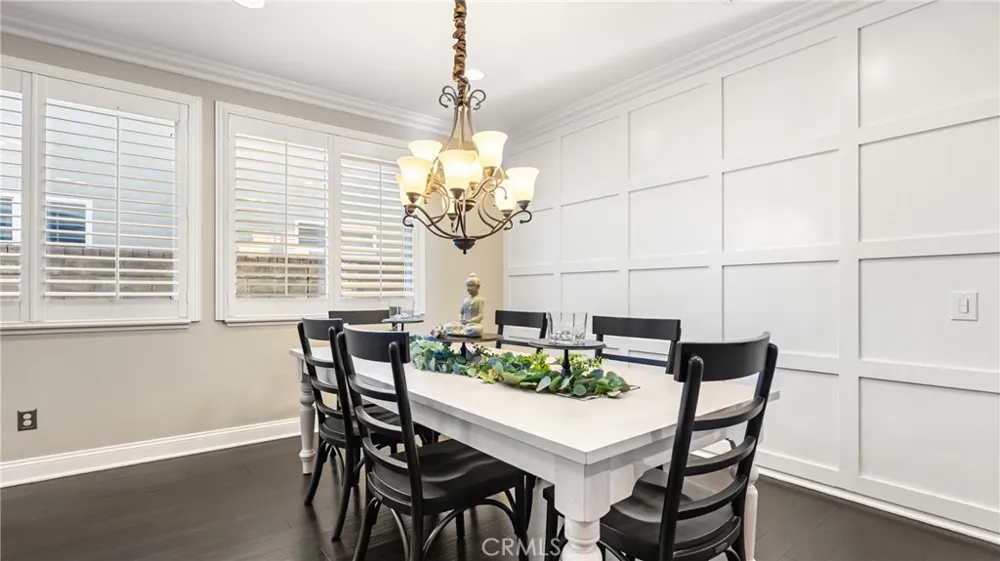 22238 Evening Star Court Saugus, CA 91390