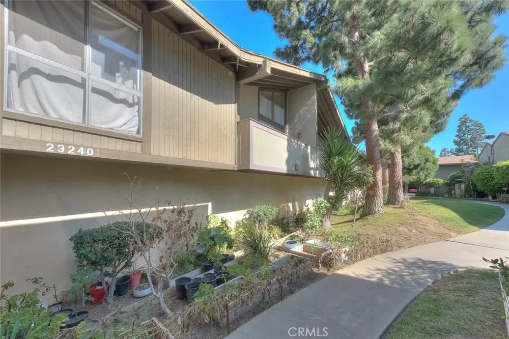 23240 Sesame #C Torrance, CA 90502