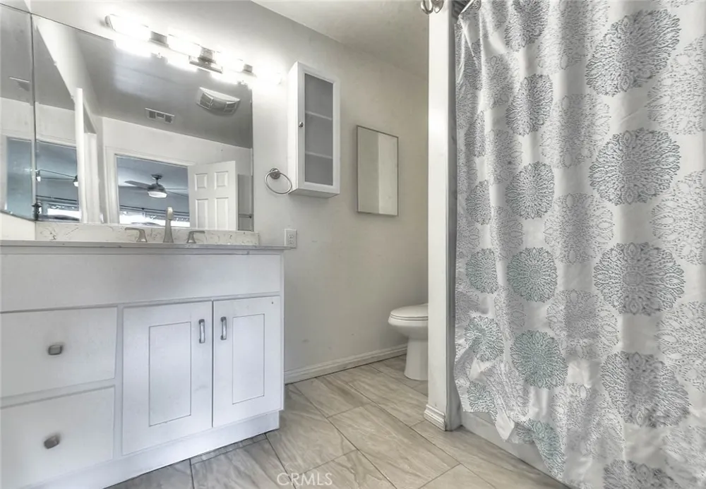 23240 Sesame #C Torrance, CA 90502