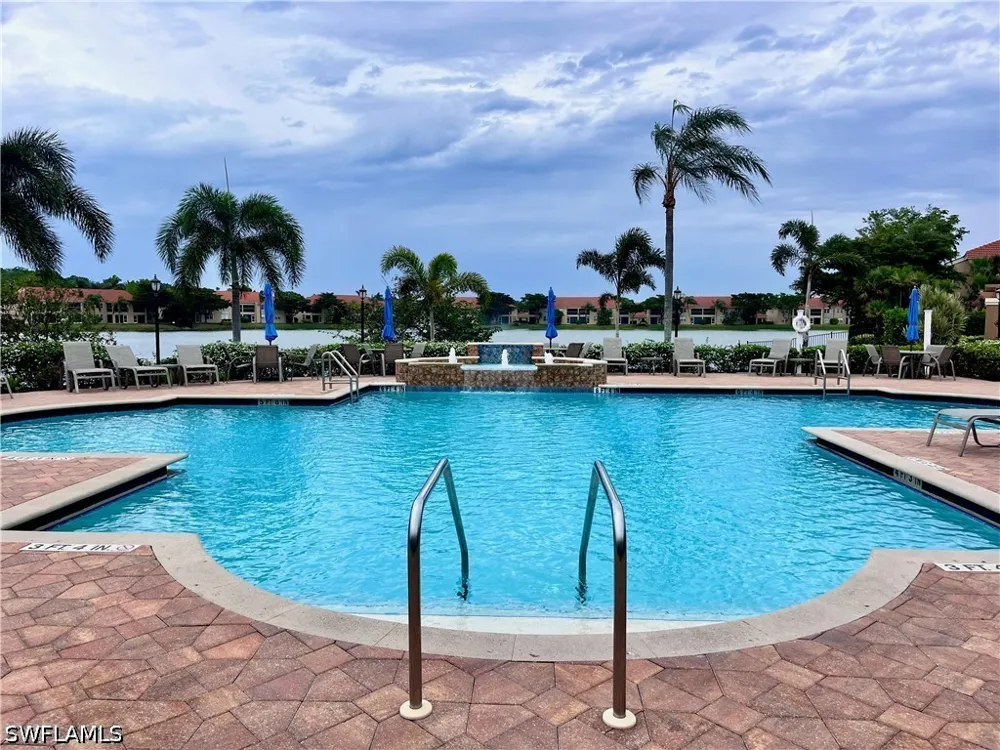 Huntington Lakes Circle #103 Naples, FL 34119