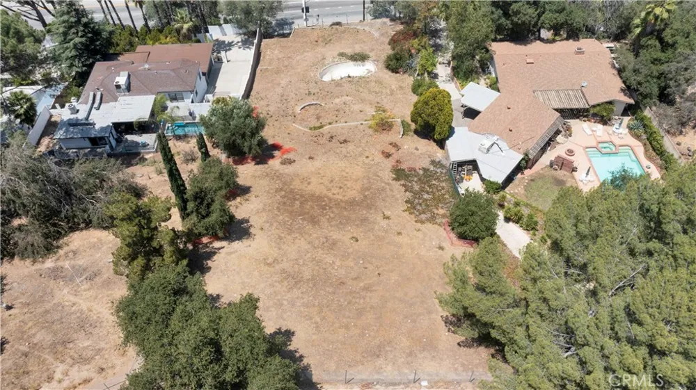 10294 Sunland Blvd Sunland, CA 91040