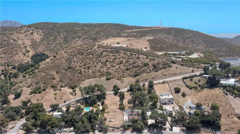 10294 Sunland Blvd Sunland, CA 91040