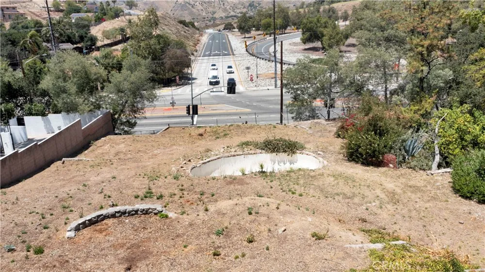 10294 Sunland Blvd Sunland, CA 91040