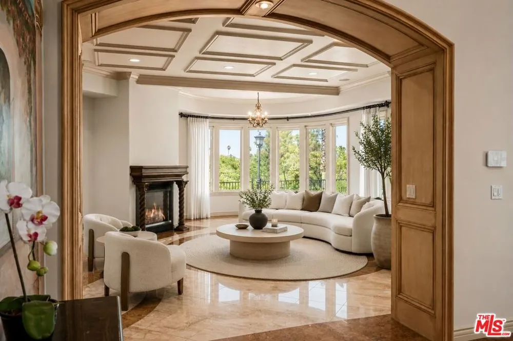 868 Braewood Court South Pasadena, CA 91030