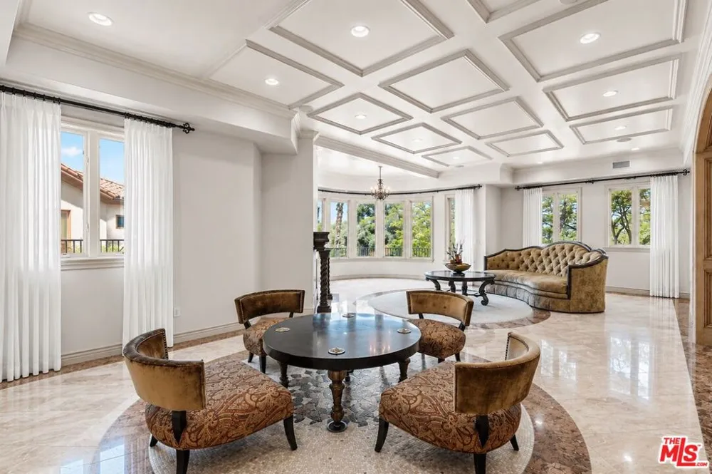 868 Braewood Court South Pasadena, CA 91030