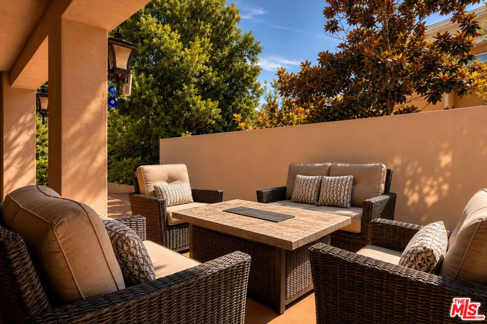 868 Braewood Court South Pasadena, CA 91030