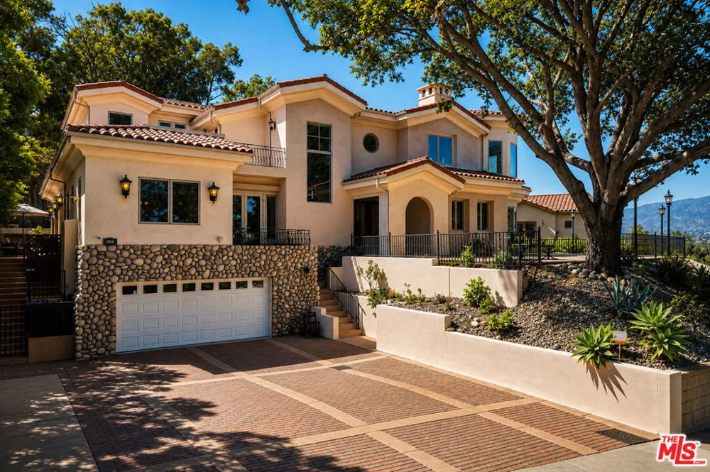 868 Braewood Court South Pasadena, CA 91030