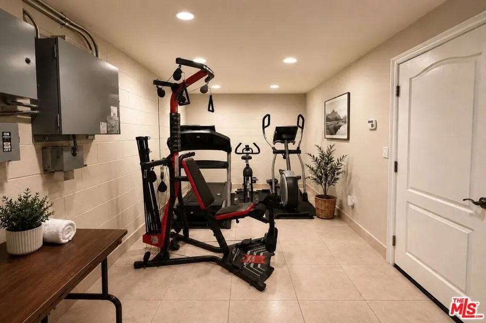 868 Braewood Court South Pasadena, CA 91030