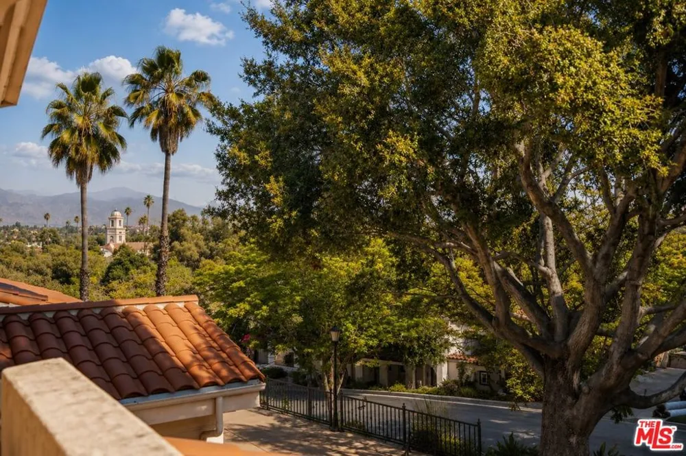 868 Braewood Court South Pasadena, CA 91030
