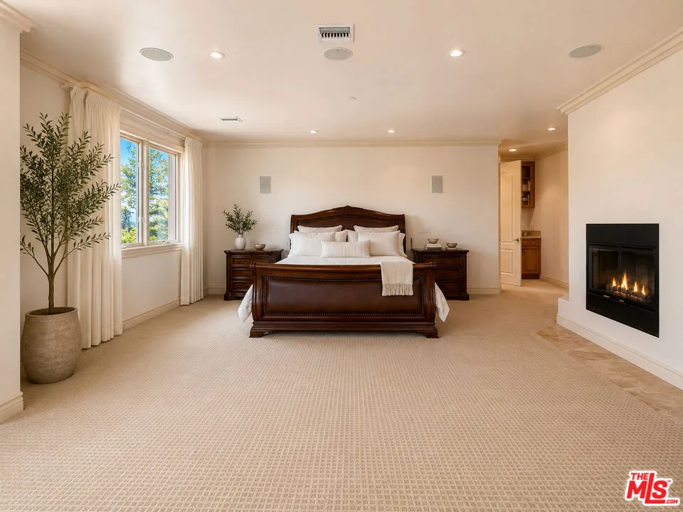 868 Braewood Court South Pasadena, CA 91030