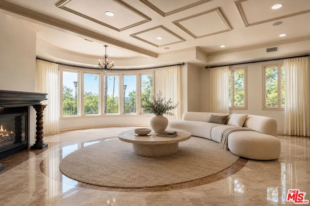 868 Braewood Court South Pasadena, CA 91030