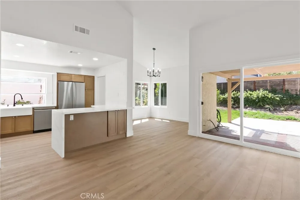 17 Rocky Creek Laguna Hills, CA 92653