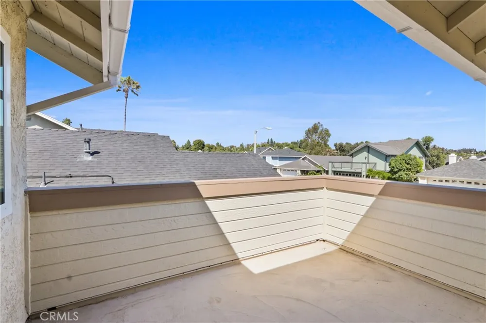 17 Rocky Creek Laguna Hills, CA 92653