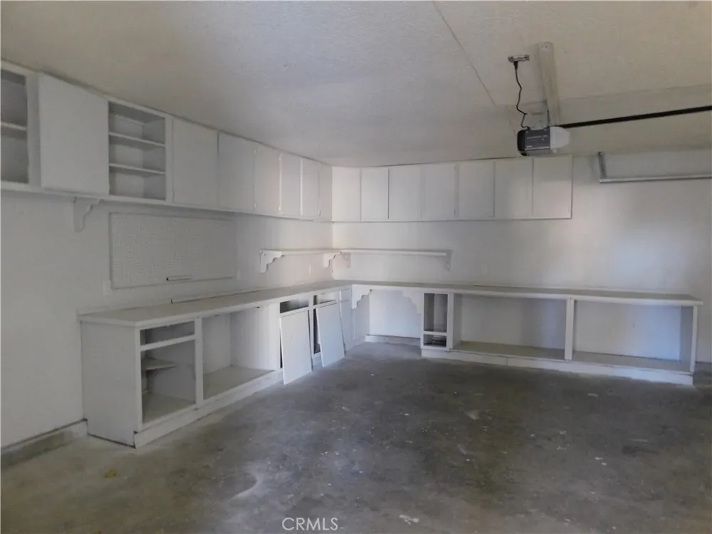 21306 Bancroft Court California City, CA 93505