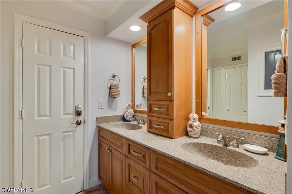 W Gulf Drive #B-22 Sanibel, FL 33957