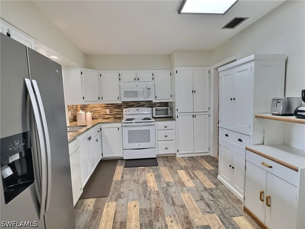S Paradise Point Inverness, FL 34450