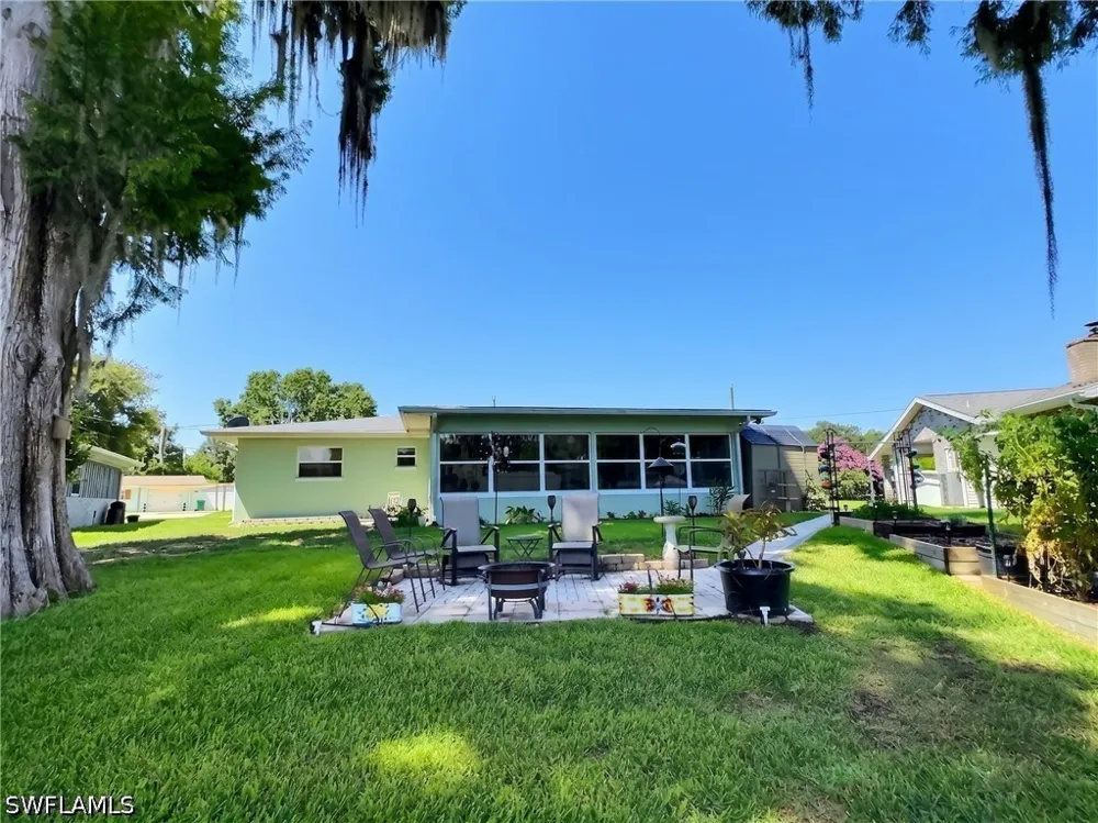 S Paradise Point Inverness, FL 34450