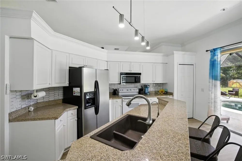 25th Avenue SW Naples, FL 34117