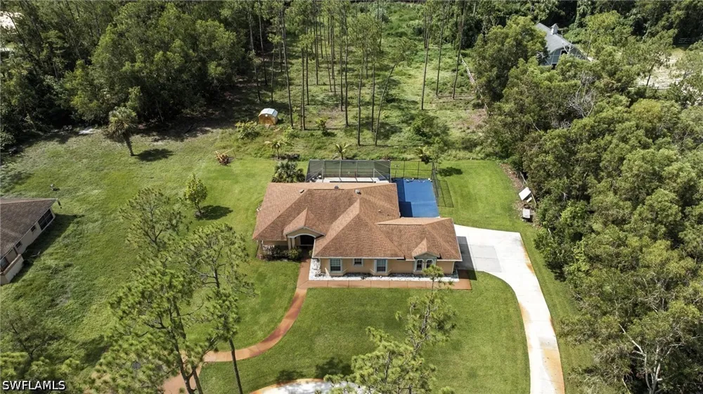 25th Avenue SW Naples, FL 34117