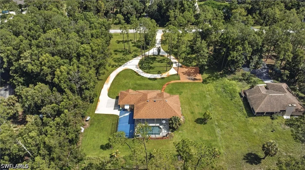 25th Avenue SW Naples, FL 34117