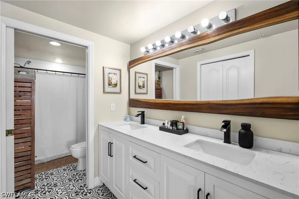 Regal Heron Circle #103 Naples, FL 34104