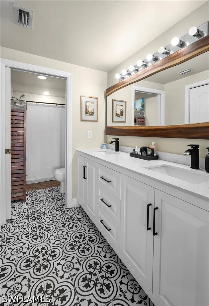 Regal Heron Circle #103 Naples, FL 34104