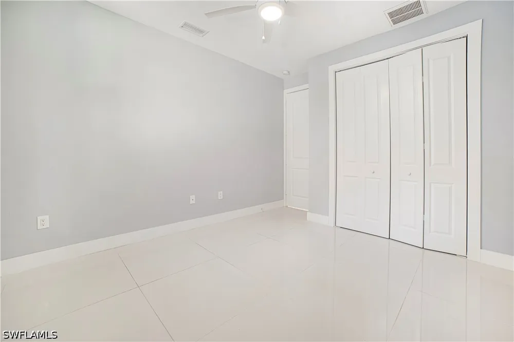 6th Avenue SE Naples, FL 34117