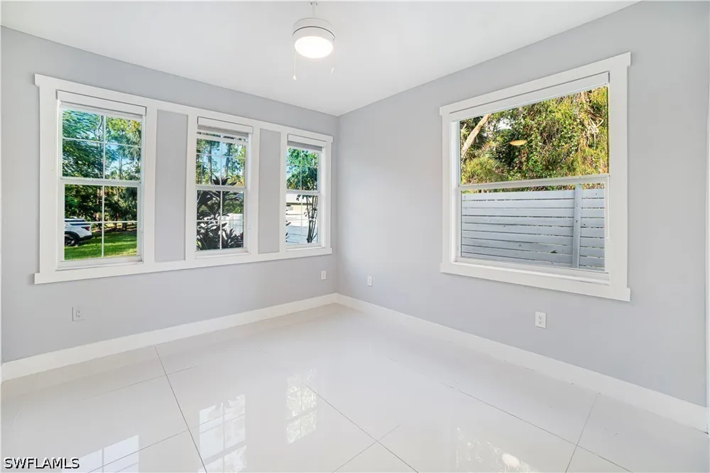 6th Avenue SE Naples, FL 34117