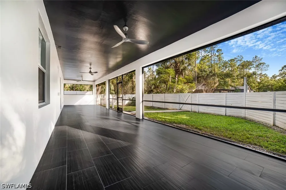 6th Avenue SE Naples, FL 34117