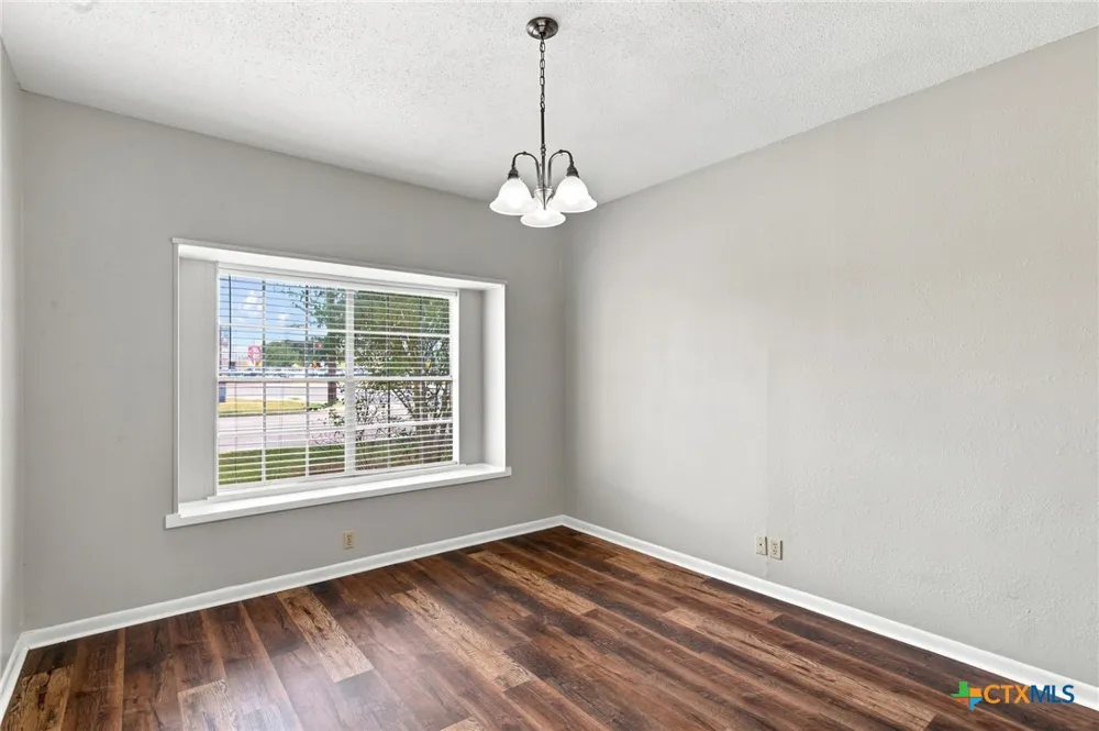 3 Northshire Street Victoria, TX 77904