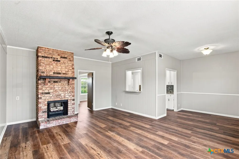 3 Northshire Street Victoria, TX 77904