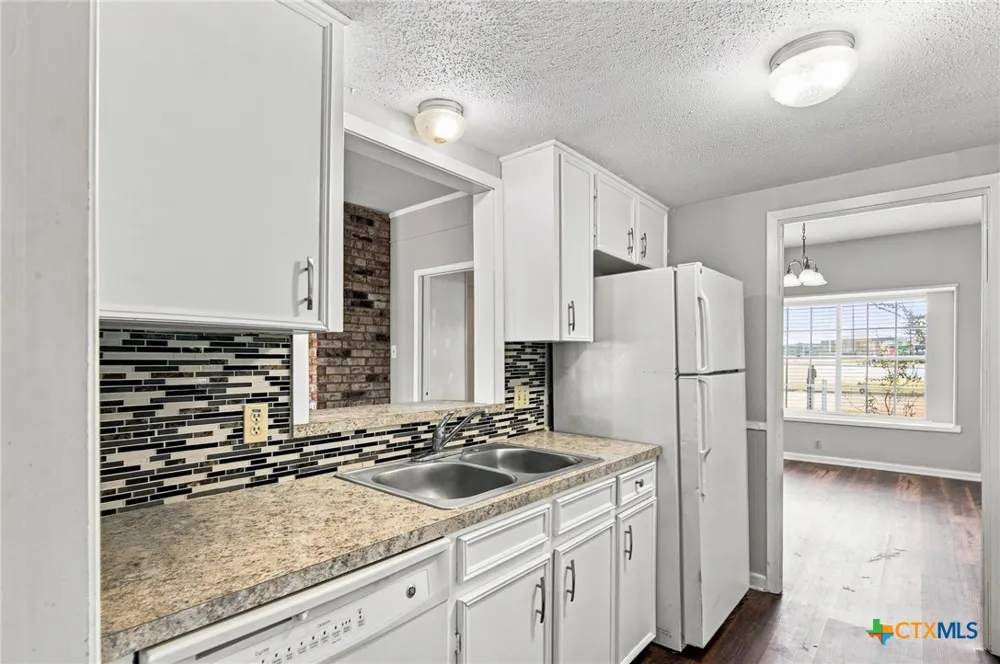3 Northshire Street Victoria, TX 77904