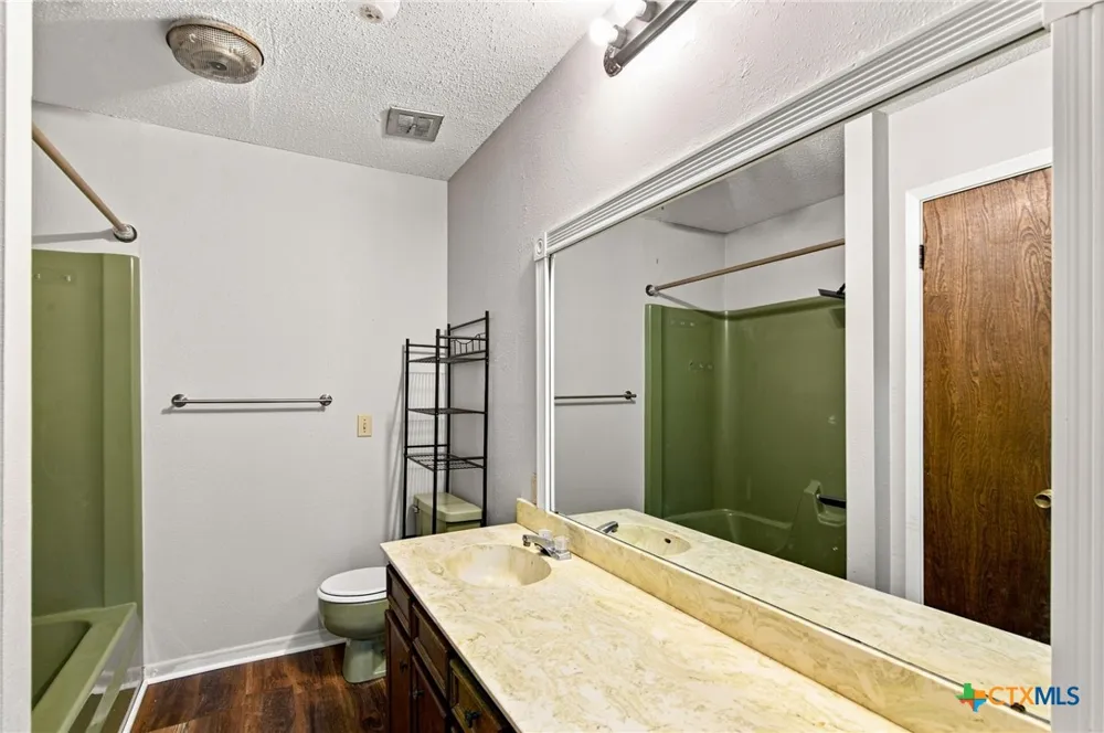 3 Northshire Street Victoria, TX 77904