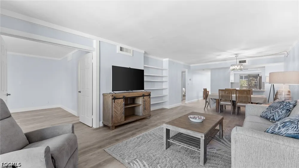 W Gulf Drive #104 Sanibel, FL 33957