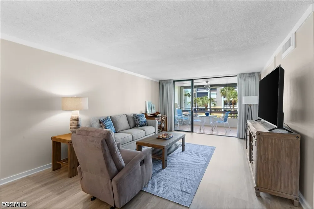 W Gulf Drive #104 Sanibel, FL 33957
