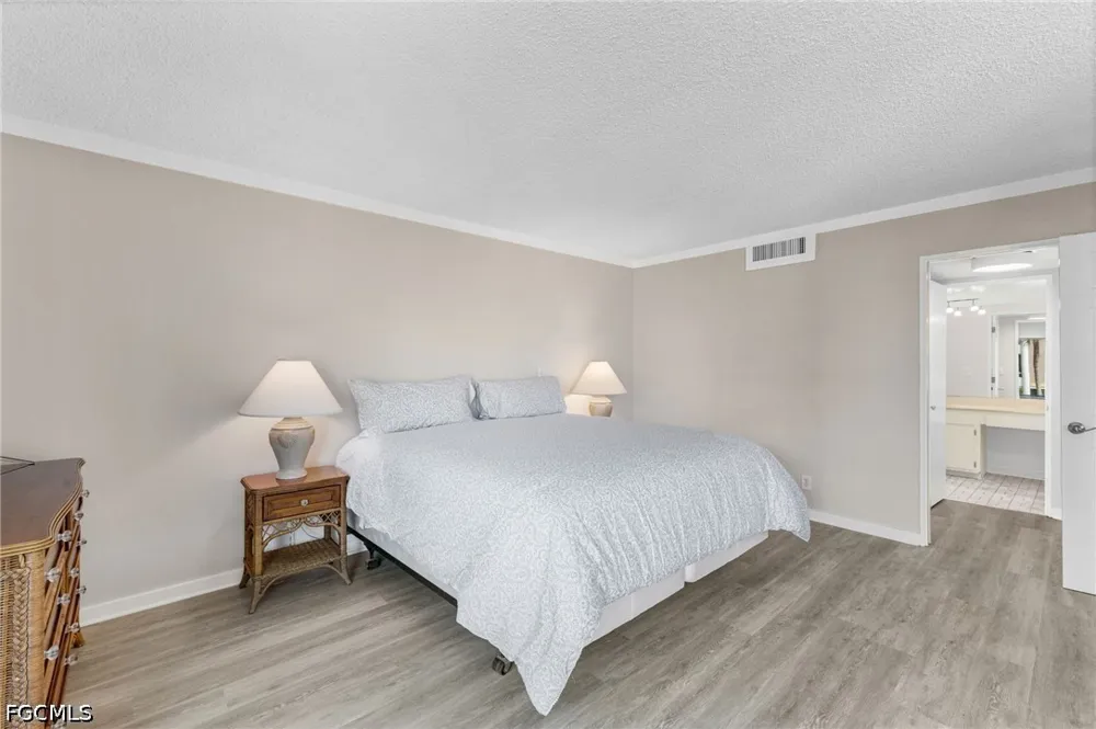 W Gulf Drive #104 Sanibel, FL 33957